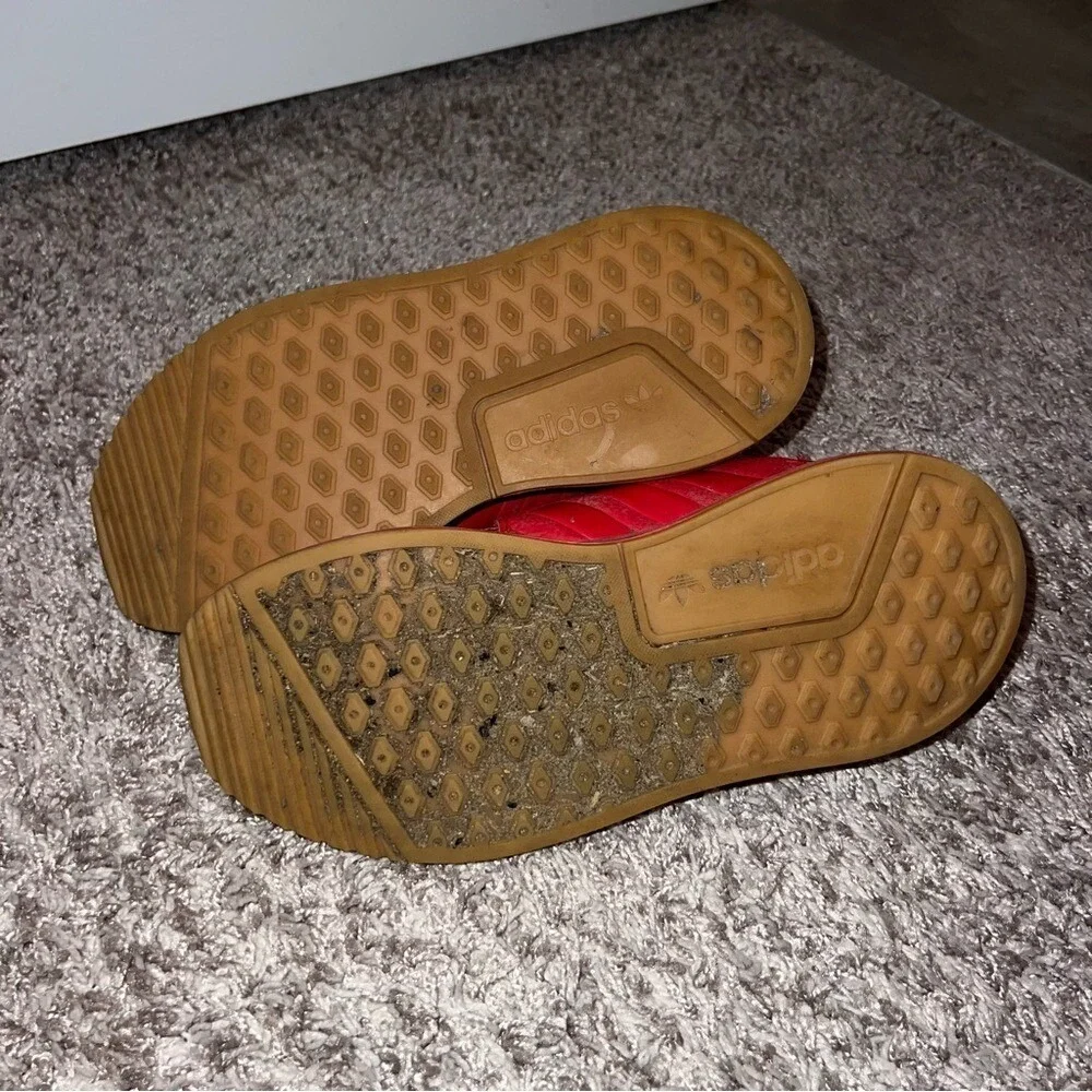 Adidas XPLR‎ size 4Y, red
